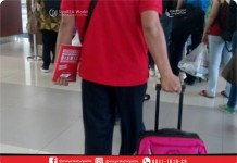 Pria Seksi dan Buku Merah